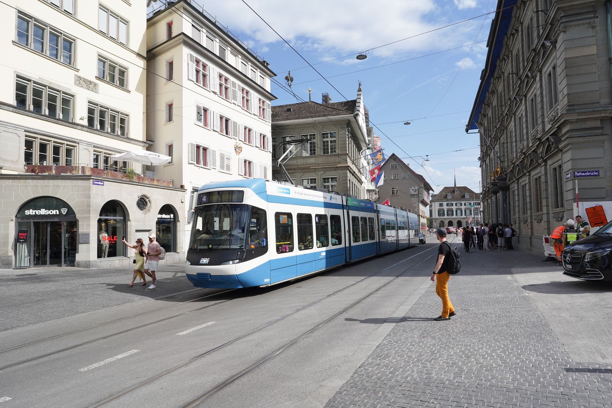 Zurich Walk (2)