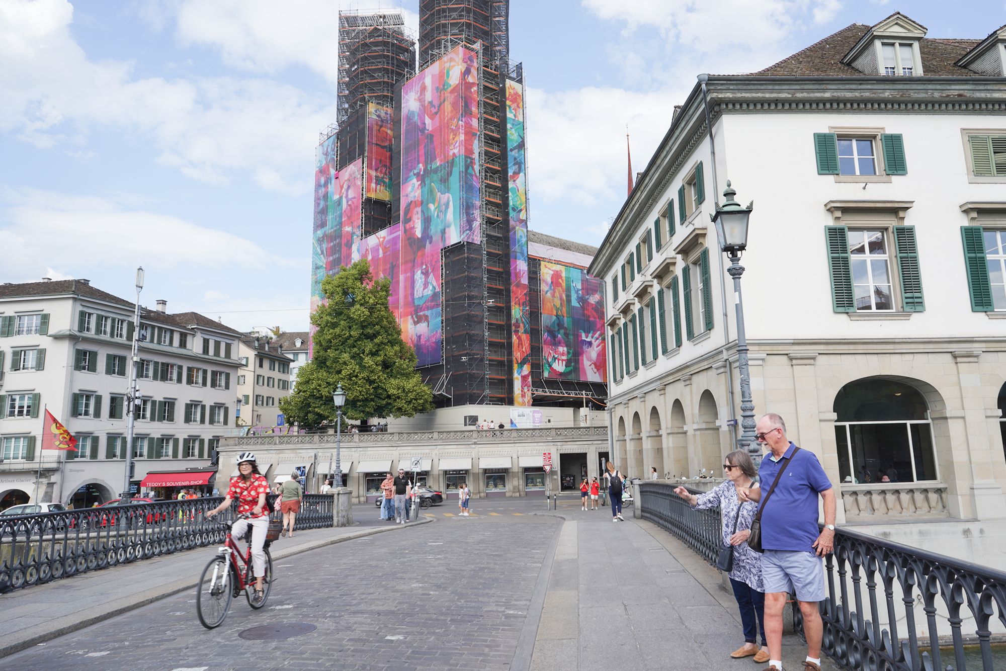 Zurich Walk (27)