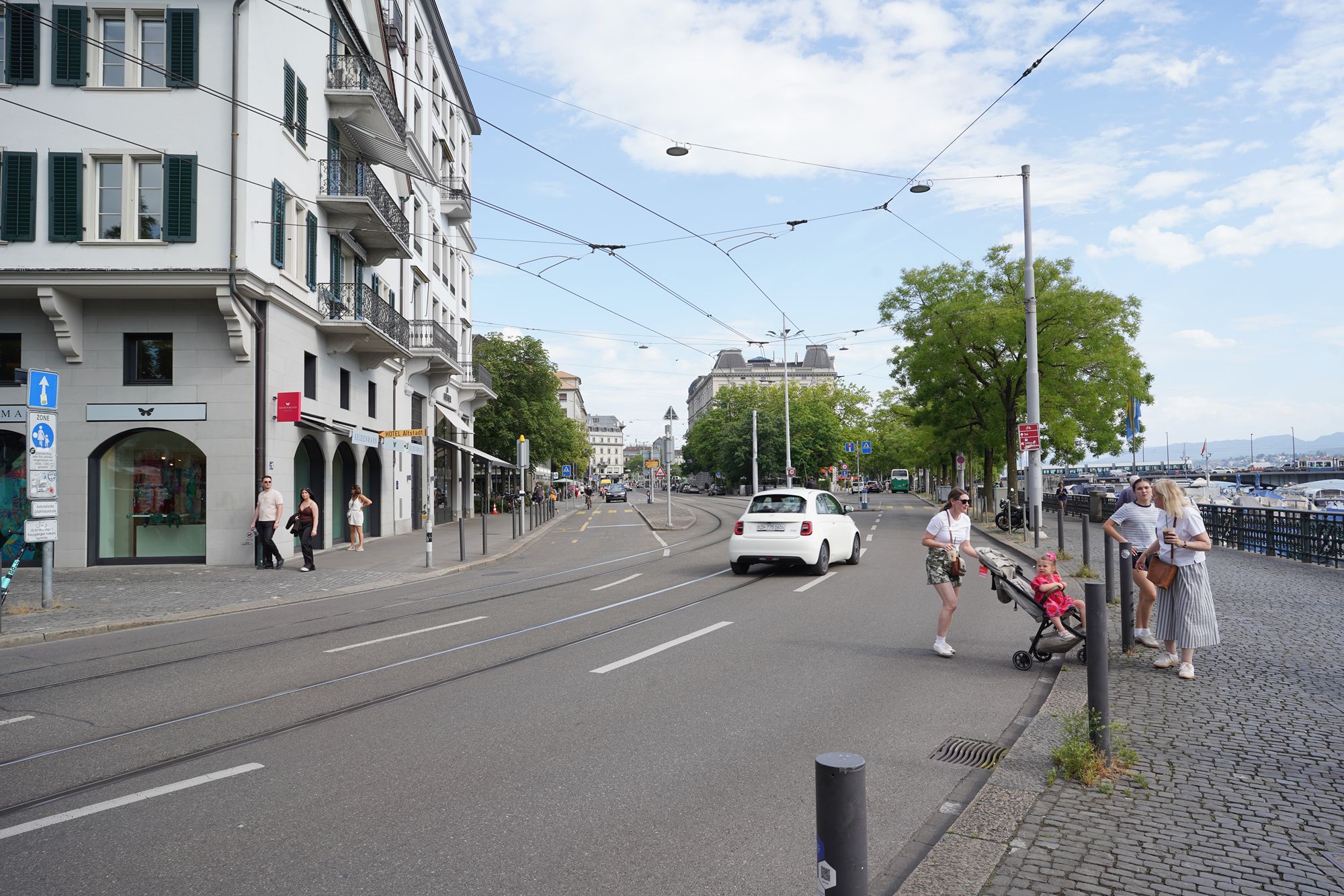 Zurich Walk (29)