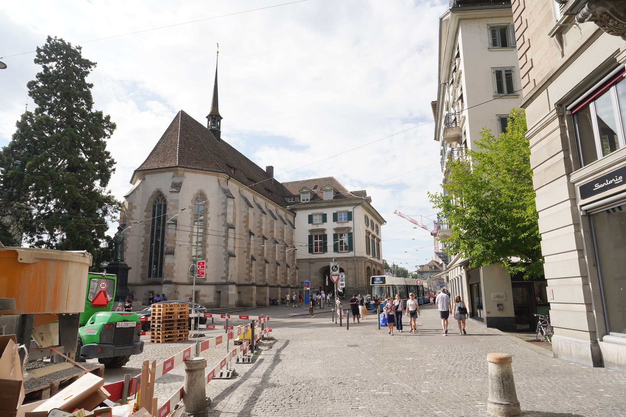 Zurich Walk (32)