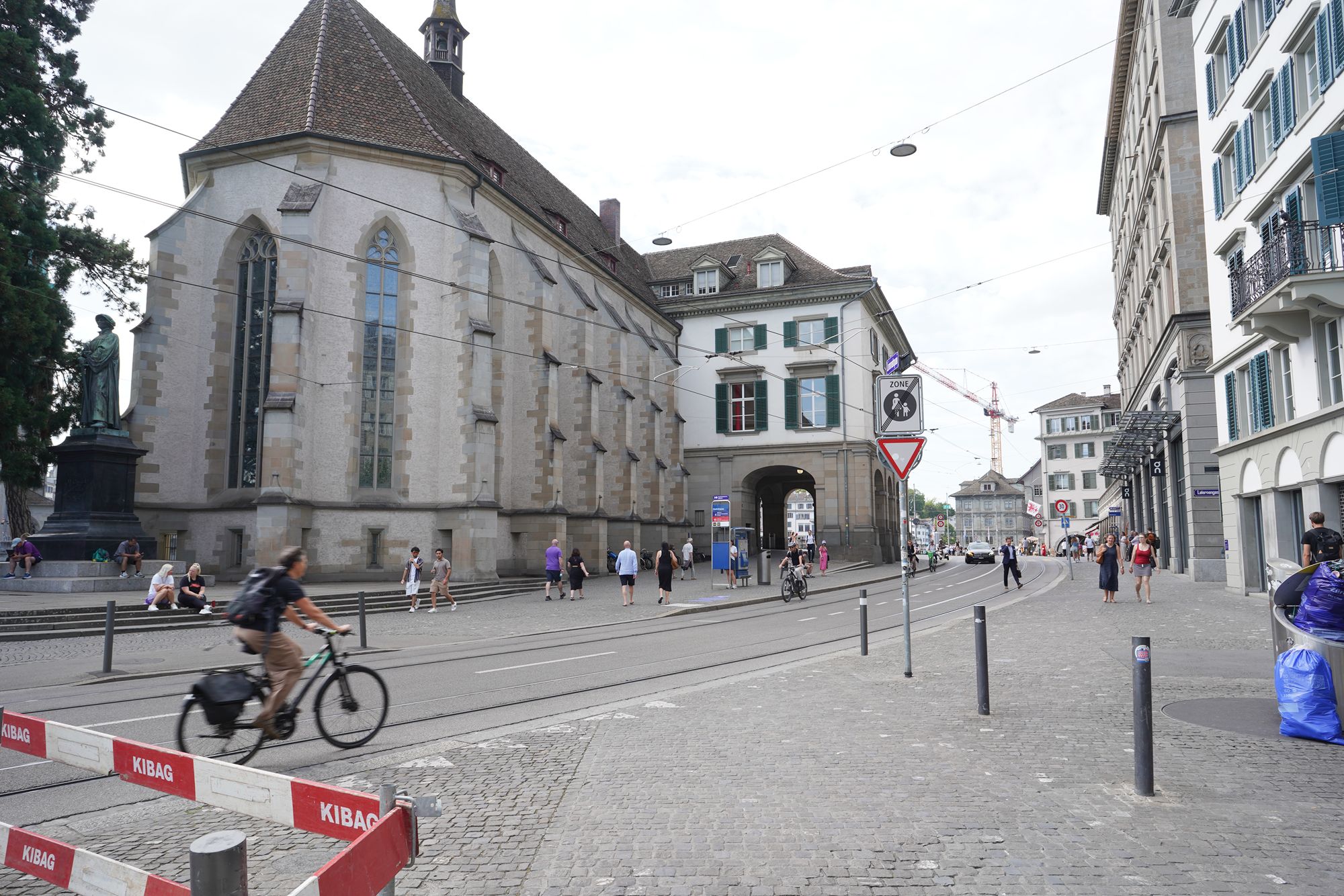Zurich Walk (42)