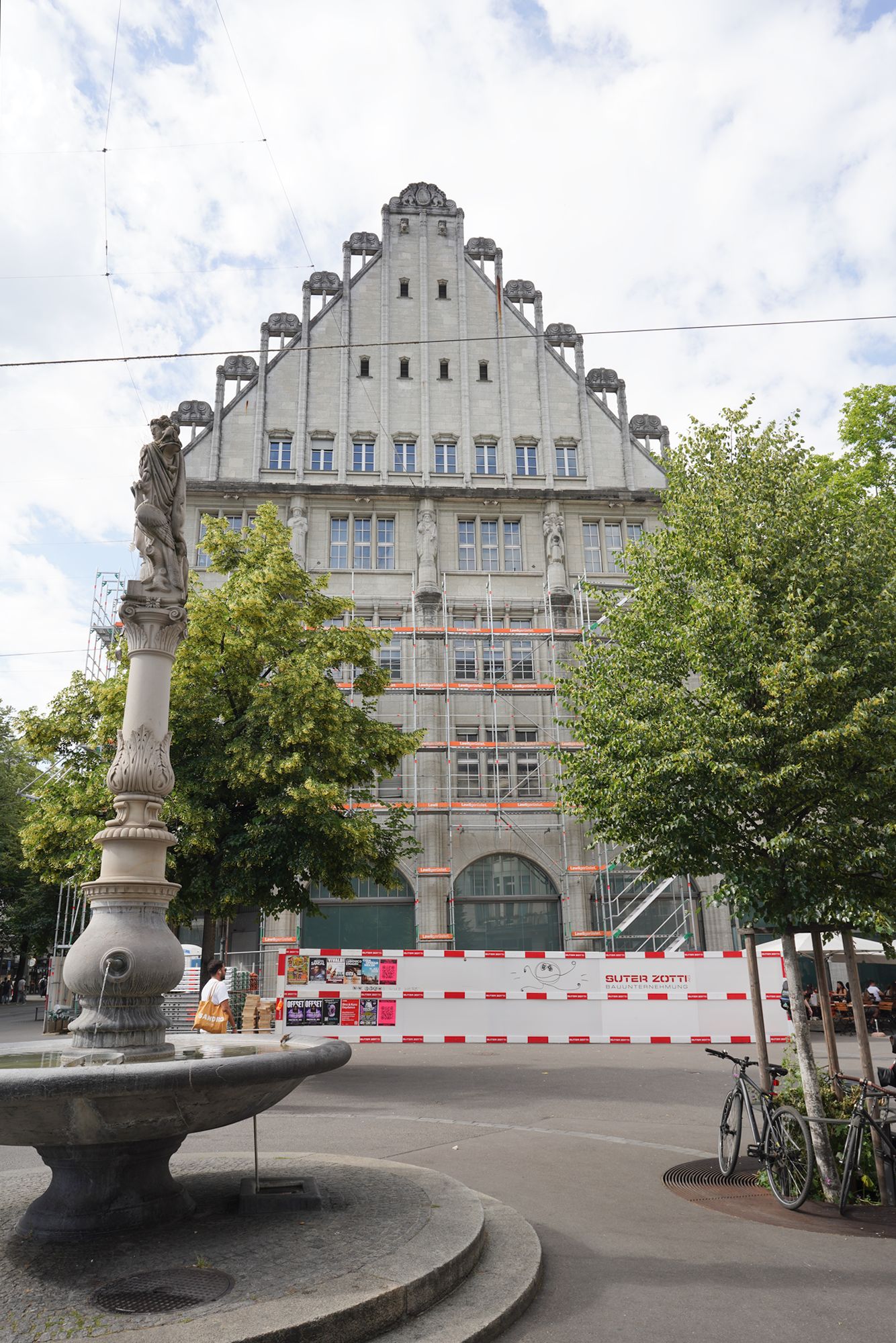 Zurich Walk (58)