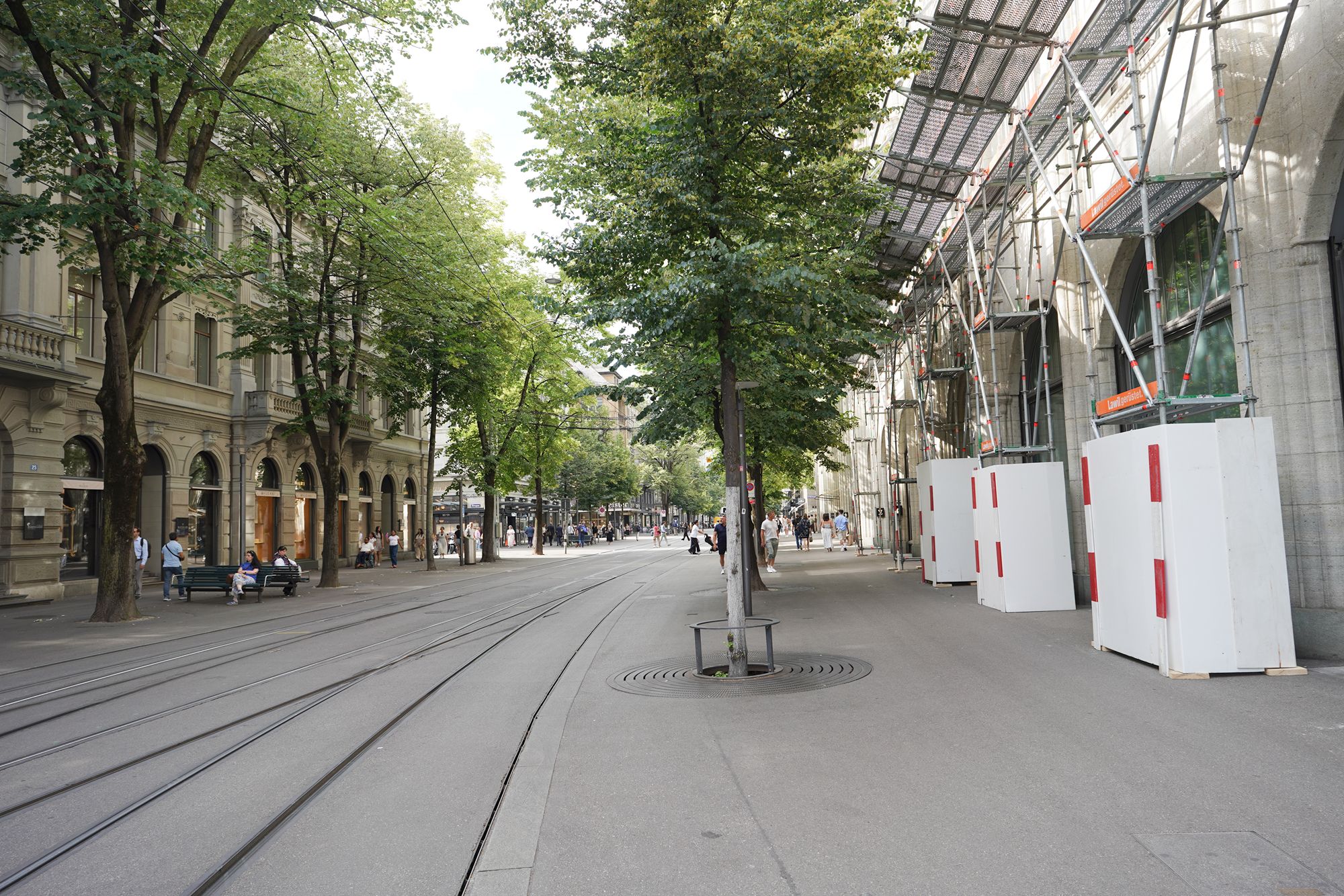 Zurich Walk (64)