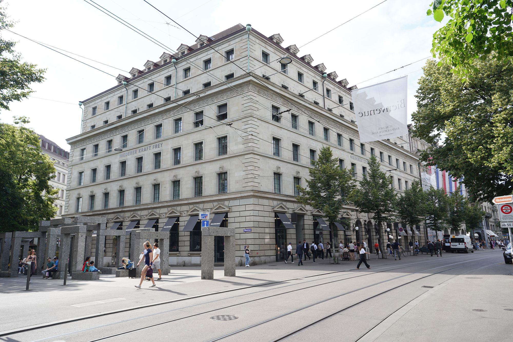 Zurich Walk (89)