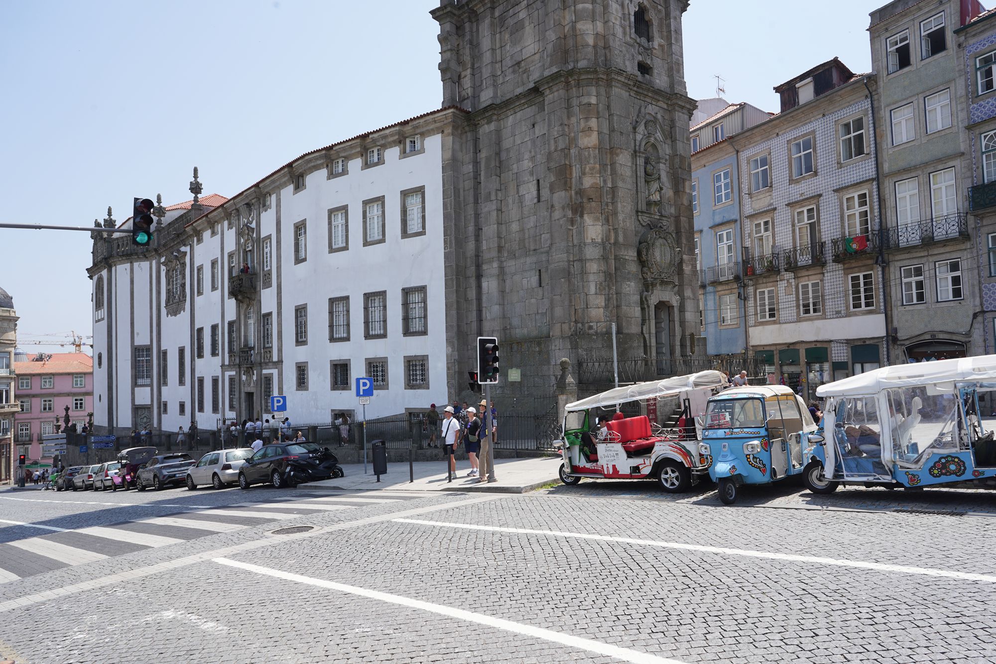 Porto Walk I (90) Porto Walk I (90)