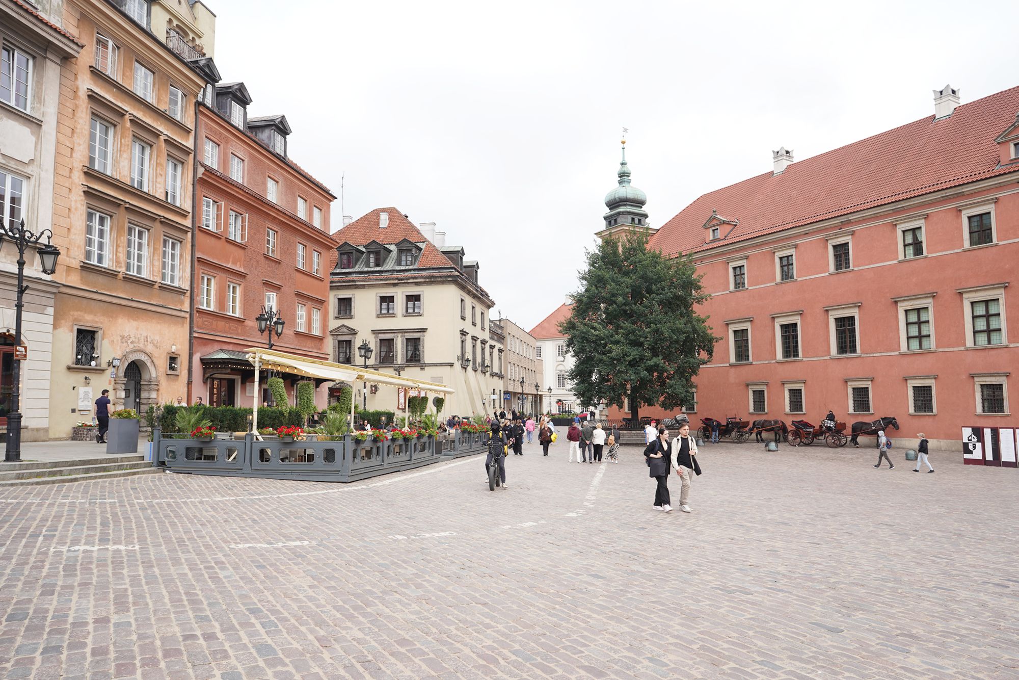 Warsaw Walk I (11) Warsaw Walk I (11)