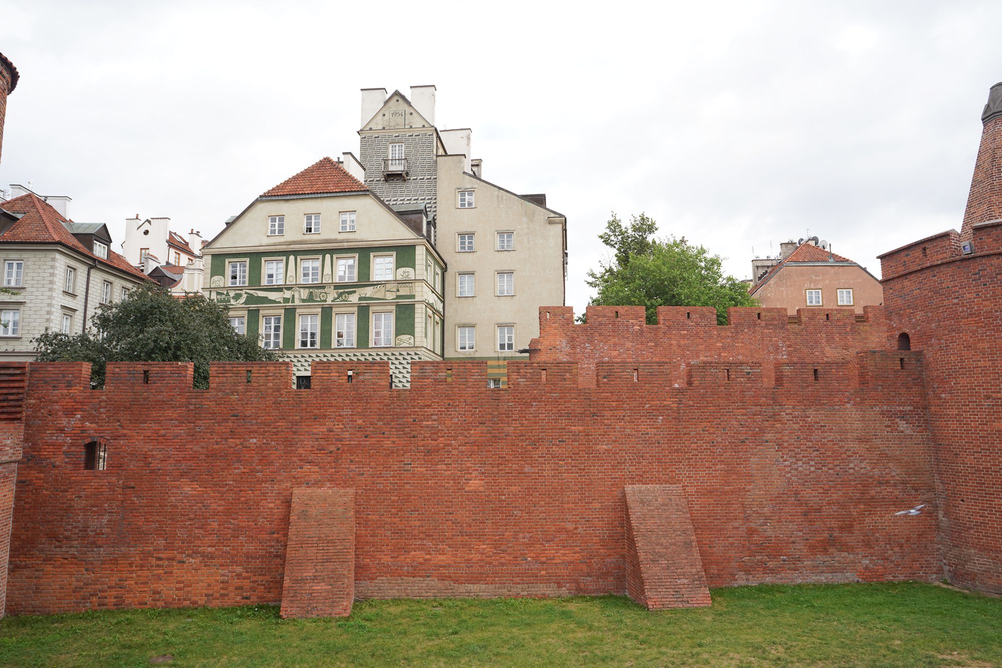 Warsaw Walk I (83) Warsaw Walk I (83)